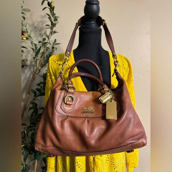 Vintage Coach Tan Leather Satchel - Picture 4 of 12